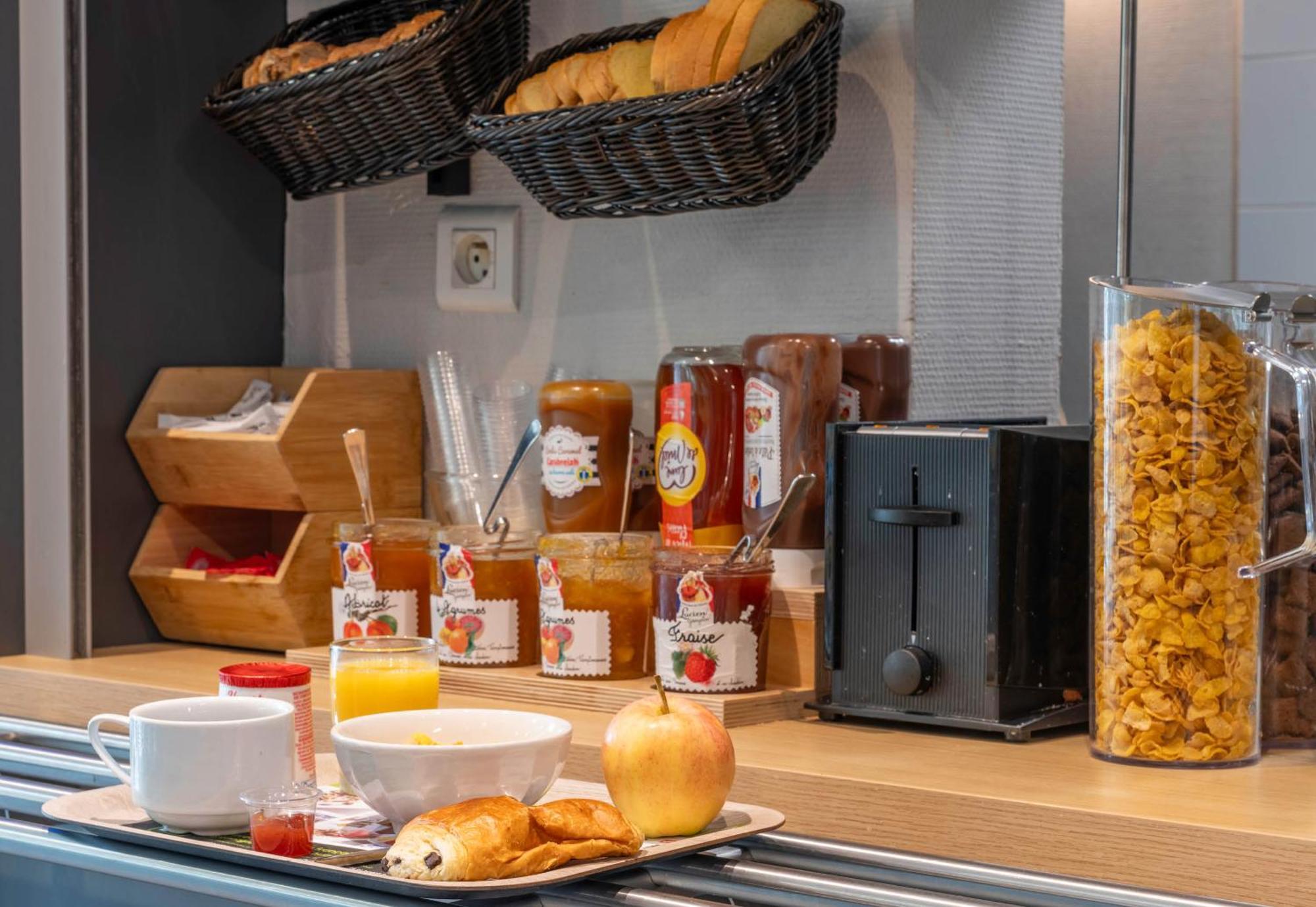 B&B Hotel Amiens 롱쥐오 외부 사진